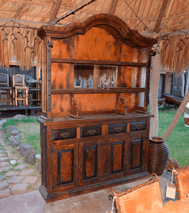 SAMUEL BACK BAR .png